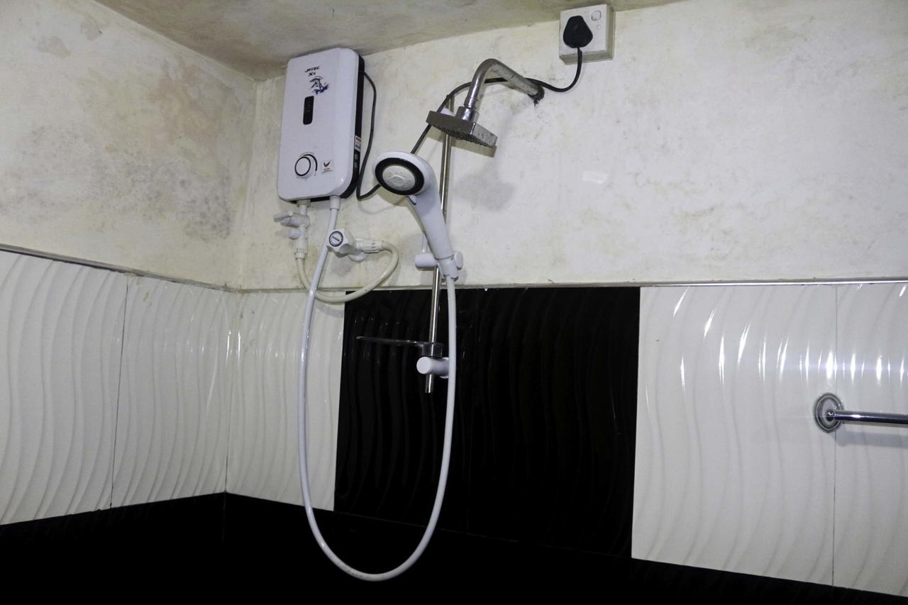אלה Yoho Chamith Homestay מראה חיצוני תמונה